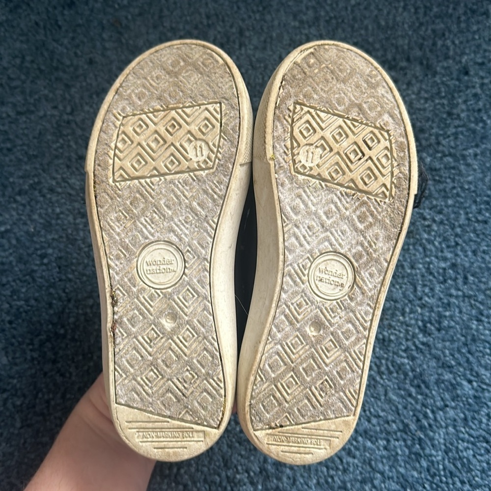 Wonder Nation Girls Shoes - Picture 2 of 2